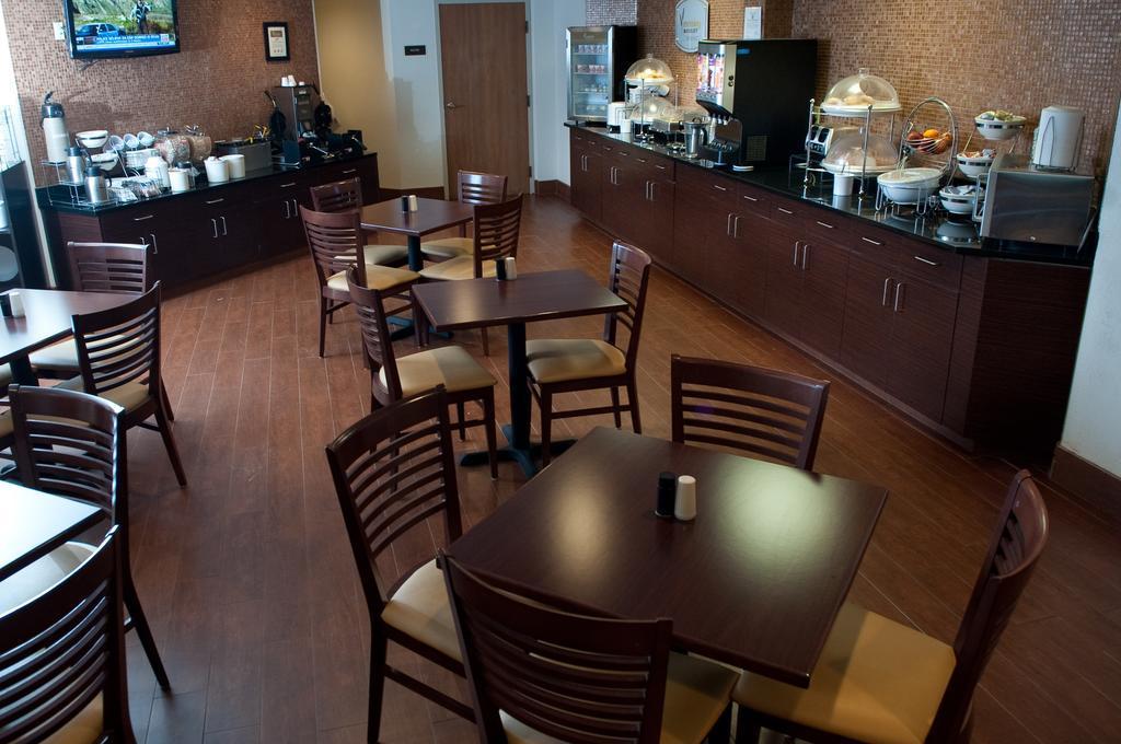 Sleep Inn & Suites Buffalo Airport Cheektowaga Eksteriør billede
