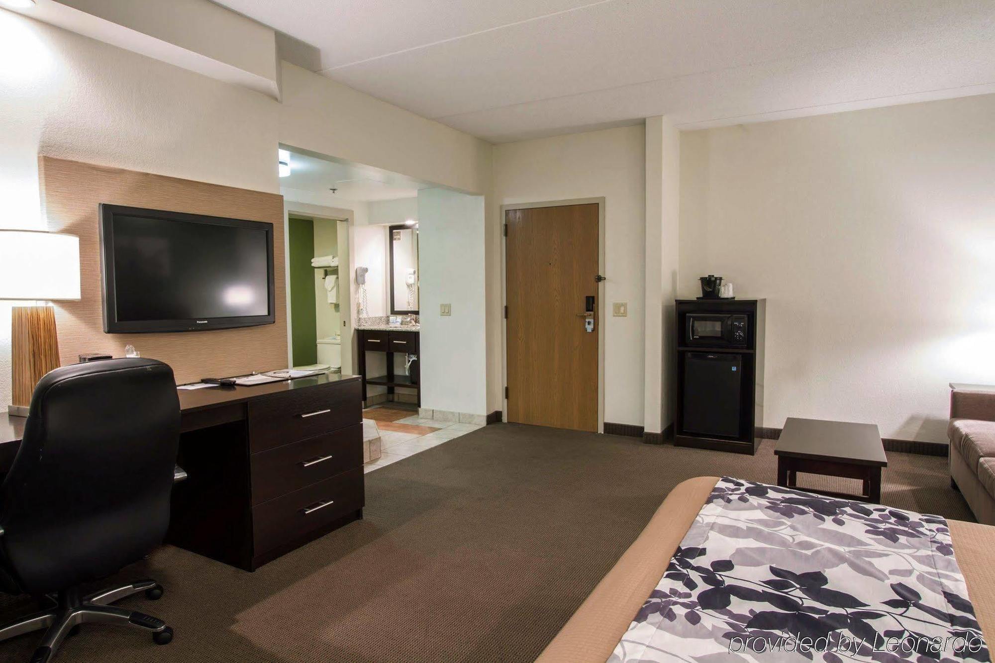 Sleep Inn & Suites Buffalo Airport Cheektowaga Eksteriør billede